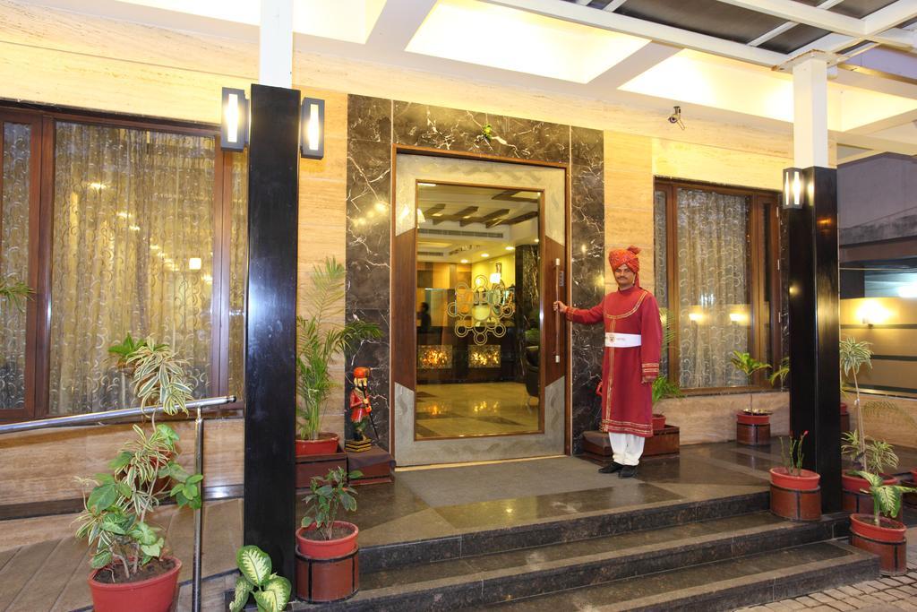Amantra Comfort Hotel Udaipur Exterior foto
